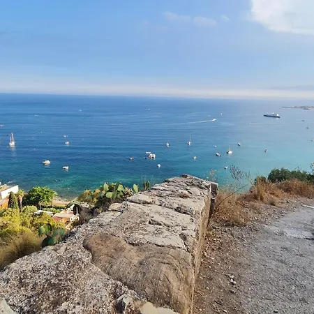 Taormina Vacanze Джардини-Наксос