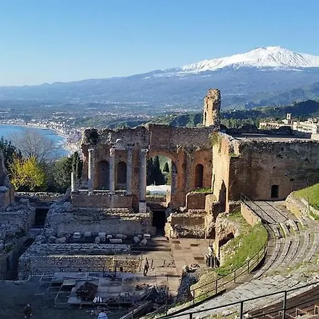 Taormina Vacanze * Giardini Naxos