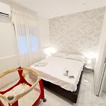 Taormina Vacanze 公寓